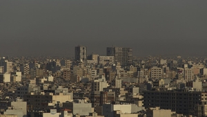Ce este ”ploaia acidă”, fenomenul care a apărut după războiul din Iran. Este extrem de periculos!