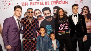 NU e banc. Câți lei costă treningul purtat de Alex Velea la premiera filmului 5GANG: Un altfel de Crăciun