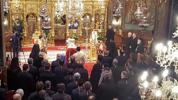 Adio slujbe transmise pe Internet! Sfântul Sinod a interzis filmările în biserici