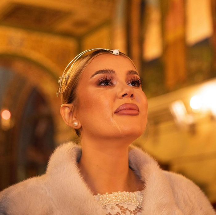 Emily Burghelea a avut logodna religioasă pe 29 noiembrie