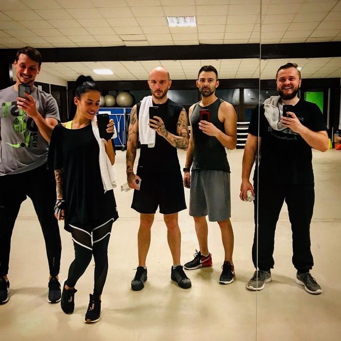 Pozele rătăcite de Spike alături de Livia și… „încornoratul” Cătălin Bordea: „Aparent am un frate”