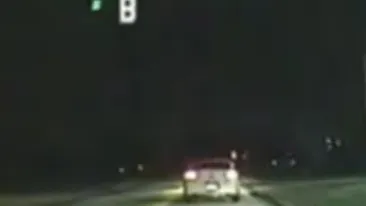 VIDEO Un american, prins cu droguri asupra lui, si-a abandonat copilul de sase ani, fugind de la locul faptei