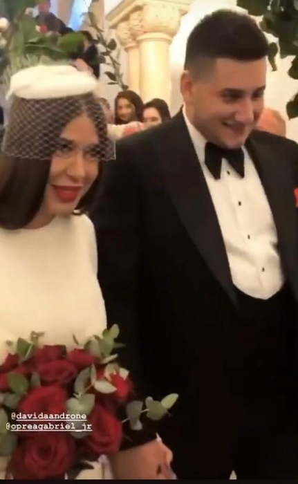 Fiul fostului vicepremier Gabriel Oprea s-a însurat. Primele imagini de la cununia civilă
