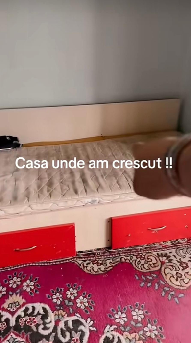 Cum arată casa bunicilor lui Tzancă Uraganu, acolo unde a copilărit manelistul: “Aici am trăit ani de zile”