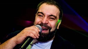 Florin Salam, mai modest ca niciodată. Cine este, în viziunea lui, “Regele manelelor”. “Dacă tot vorbim de lăutărie, el este șeful nostru!” Îi face praf pe artiștii din noua generație