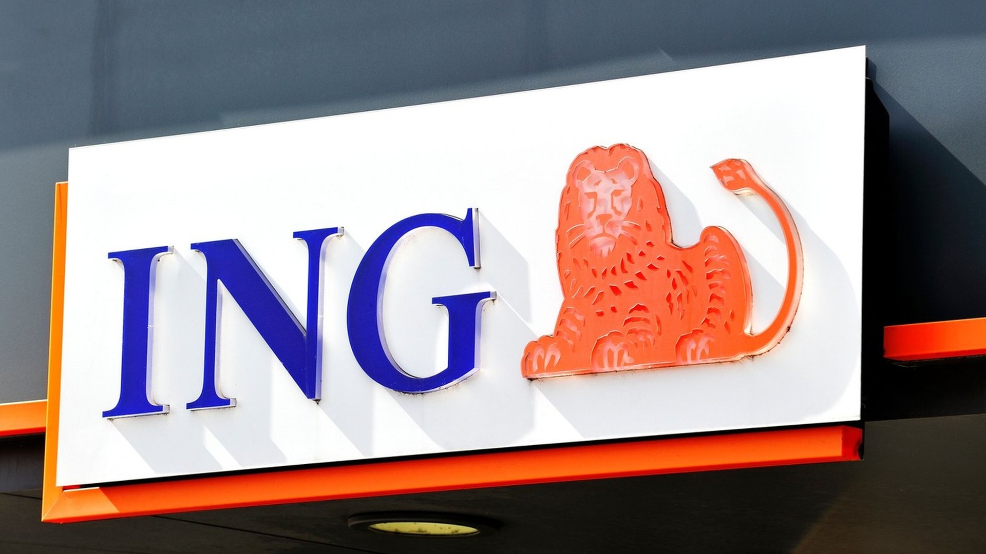 Schimbare importantă la ING Bank. Se întâmplă de la 1 ianuarie 2025