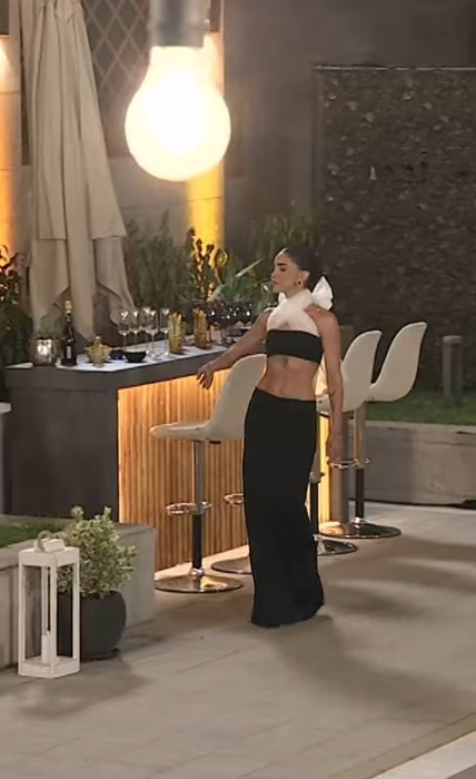 Primele imagini de la ”Burlacii: Foc în Paradis”. Cum arată casa în care vor locui concurenții emisiunii de la Pro TV