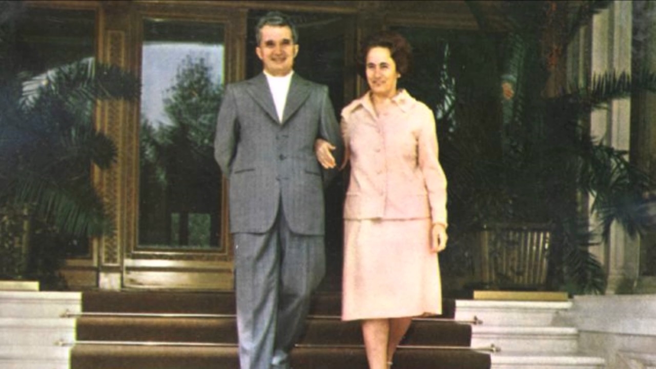 Ce studii aveau Nicolae și Elena Ceaușescu? Astăzi cu greu ar putea să își câștige existența