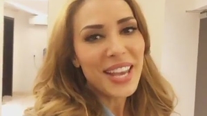 Iulia Vântur s-a fotografiat provocator în Maldive! Ce s-a văzut prin bluza vedetei: "Wow"