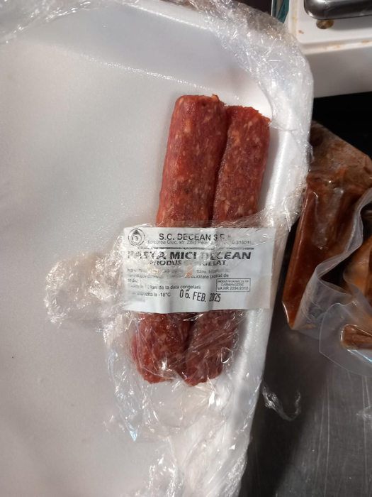Ce au pățit 3 familii după ce au mâncat într-un restaurant din Harghita! Piedone a intrat iar în acțiune, imaginile sunt de nedescris