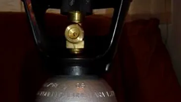 Un copil de un an si mama sa din Iasi au ajuns la spital in urma exploziei unei butelii