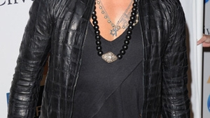 Lenny Kravitz locuieste intr-o rulota