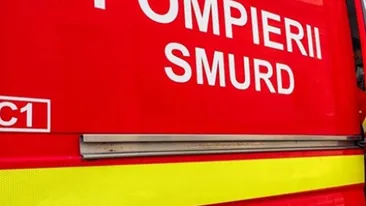 Un autobuz plin cu muncitori a luat foc în mers, în Arad!