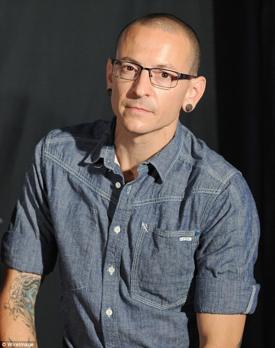 Chester Bennington s-a sinucis la doar 41 de ani