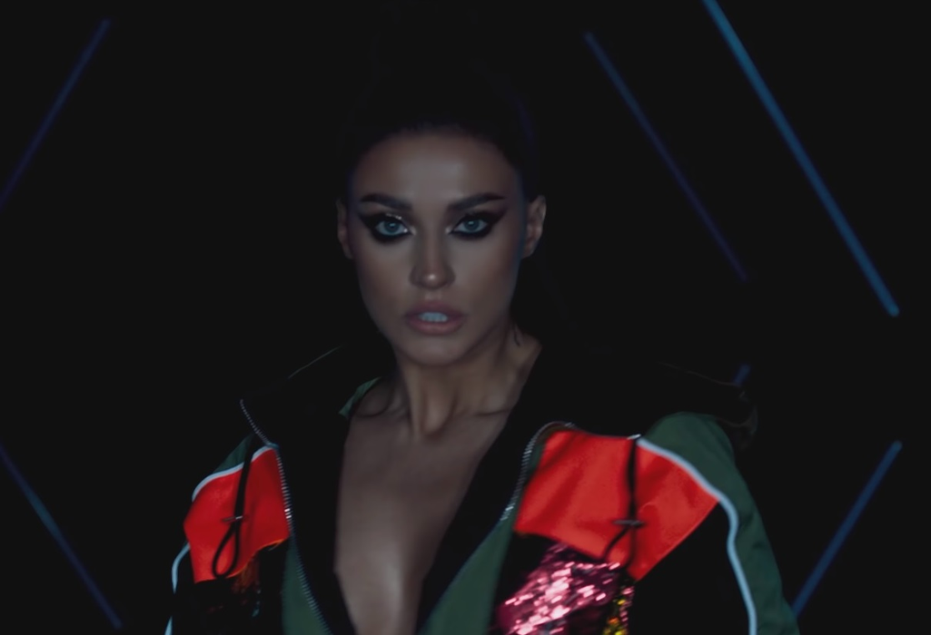Antonia, fără lenjerie intimă în noul videoclip. Vezi imaginile