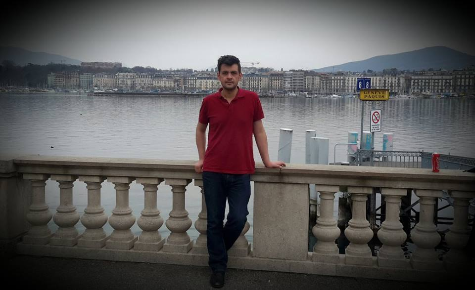 Nuri visează să îi poată ajuta pe români, oferindu-le gratuit cursuri de reconversie profesională