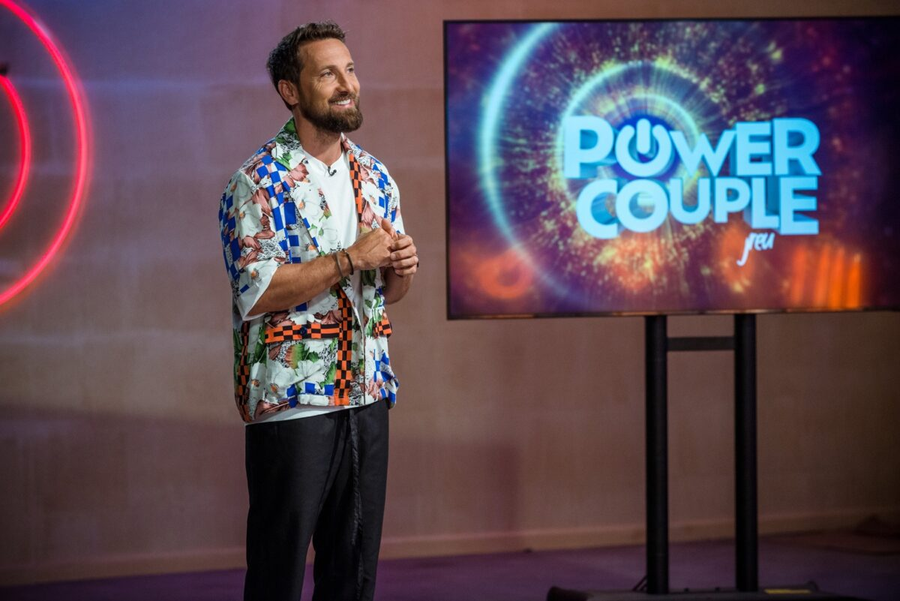 Dani Oțil revine în postura de prezentator Power Couple în cel de-al doilea sezon al emisiunii