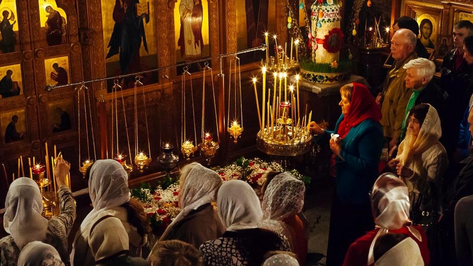 Ce reguli trebuie să respecte românii, în biserică, după 15 mai