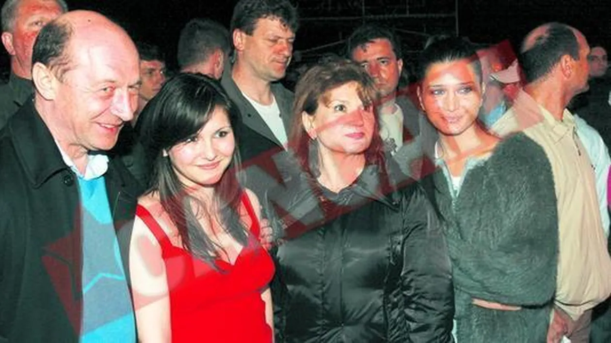 Lui Basescu ii place mai mult Gheorghe Zamfir decat Goran Bregovic
