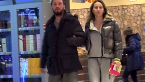Credea că nu-l vede nimeni, dar... UPS! Cum l-am fotografiat în maşină pe cunoscutul fotbalist