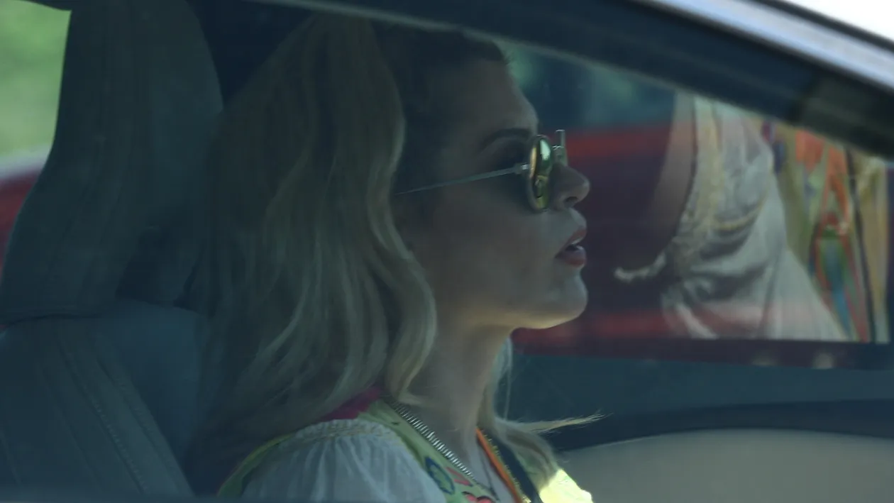 Nu mai este secret! Uite ce rochie va purta Lorenada diseara, La marea finala a show-ului Romanii au talent!