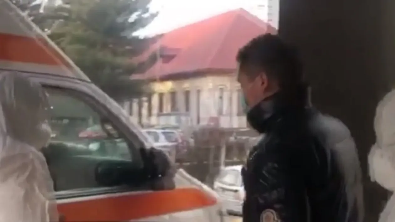 Incredibil! Primul pacient român suspect de coronavirus, plimbat prin spital doar cu o mască sanitară