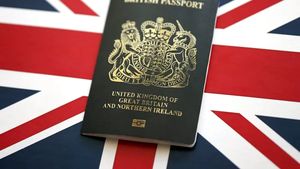 Alertă pentru românii care pleacă în UK! Fără ETA nu mai treci granița. Taxa care îți schimbă planurile