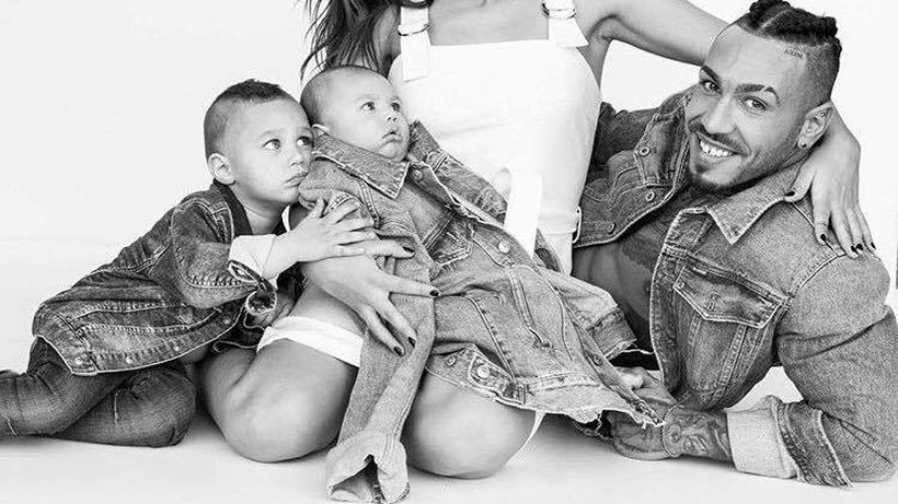 Antonia şi-a filmat băieţii şi a făcut imaginile publice! Nu o să-ţi vină să crezi ce-i face Dominic lui Akim în pătuţ