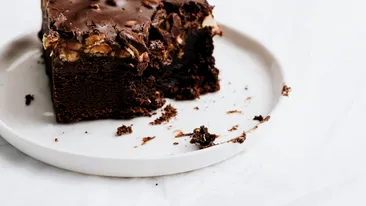Prăjitura cu ciocolată, desertul care îi va impresiona pe cei dragi. Vor cere și a doua porție