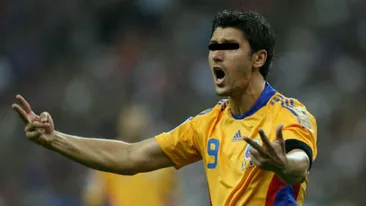 Bat clopotele de nunta! Fotbalistul Nationalei si-a prezentat iubita parintilor!