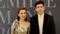 ELENA GHEORGHE mai are foarte puţin timp până ce va deveni mămică pentru a doua oară! Ce gest făcut de fiul ei i-a topit inima cântăreţei