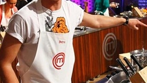Petru Buiuca, marele castigator de la "MasterChef", a invatat sa gateasca de la televizor! Vezi ce film l-a trimis la cratita!