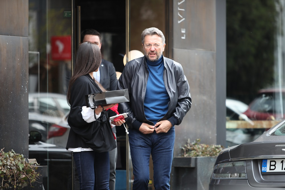 Mr. Cash este unul dintre multimiliardarii "cool" ai României