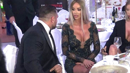 Cum a reacționat Bianca Drăgușanu când soțul ei a vrut să o sărute cu forța
