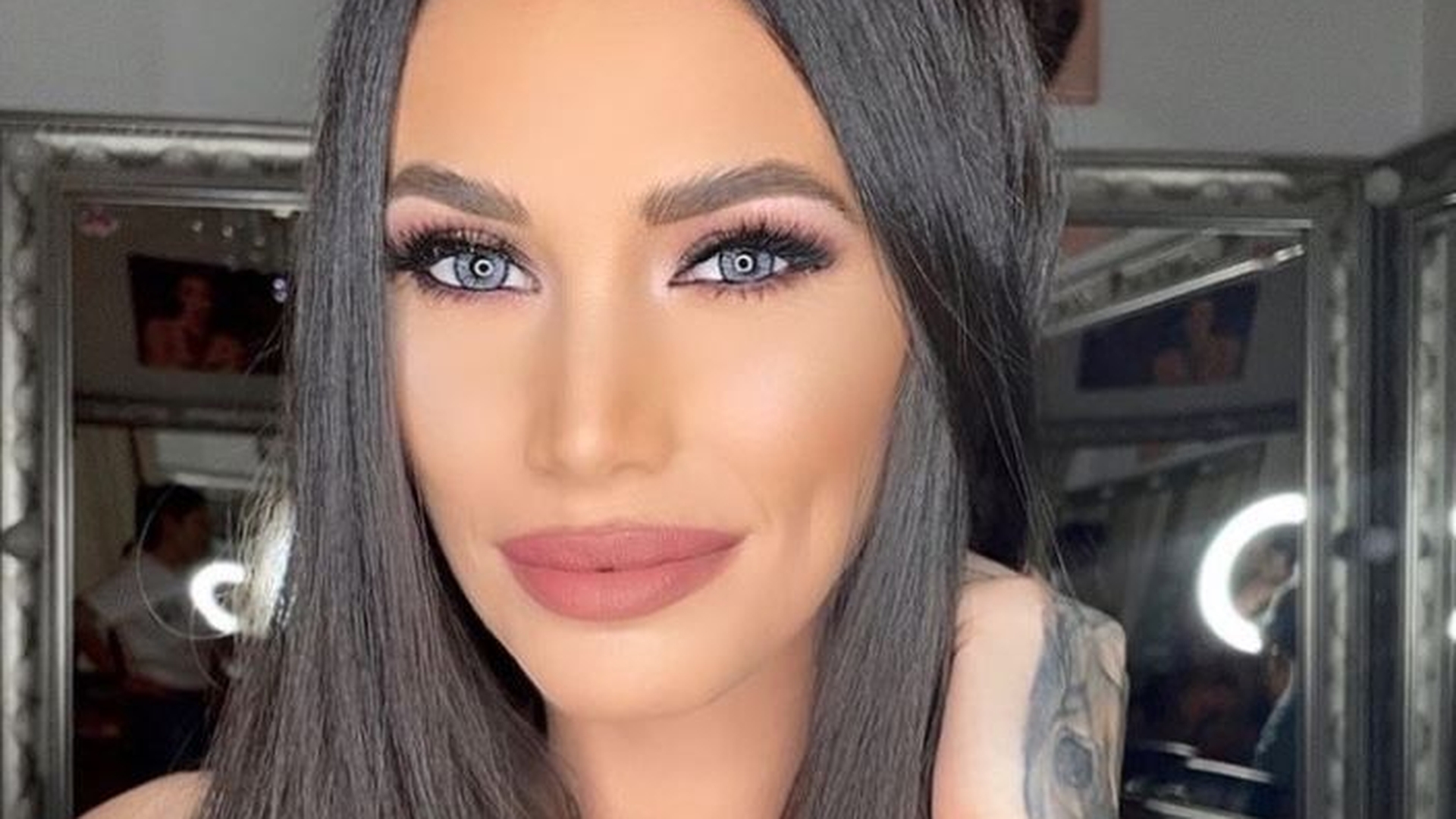 Cum și-a „omorât” Roxana Vancea soțul! Fosta lui Mihai Bendeac și tatăl copiilor săi sunt protagoniștii unor reel-uri cu mare priză la consumatorii de TikTok, Instagram și Facebook