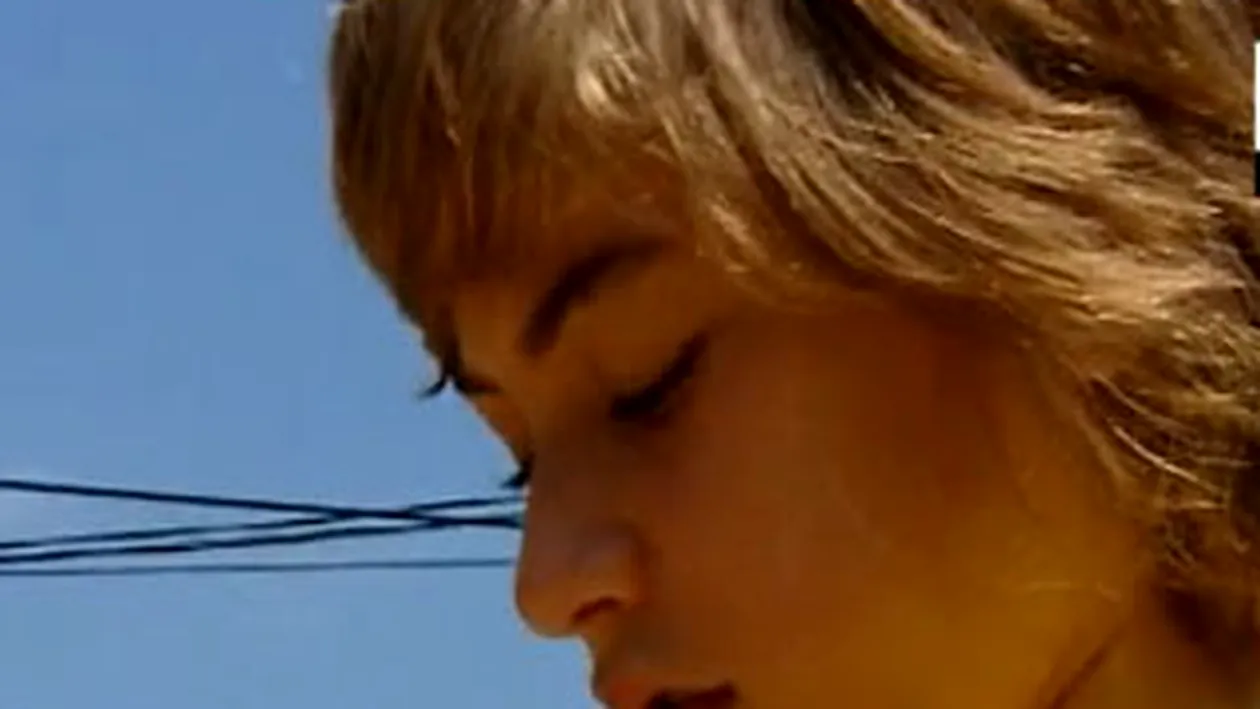 VIDEO Un baiat de numai 12 ani le preda origami adultilor!