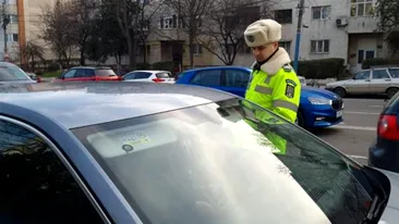 Polițiștii de la Rutieră au oprit o mașină suspectă, care circula în Mamaia. Când au aflat câți ani are șoferița, au crezut că glumește!
