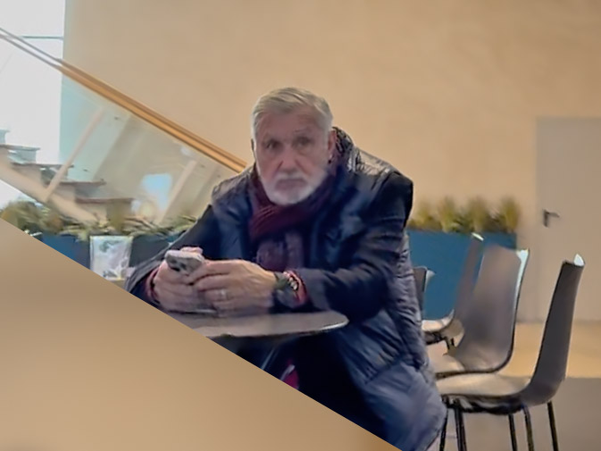 Ilie Năstase a ieșit singur la o cafea
