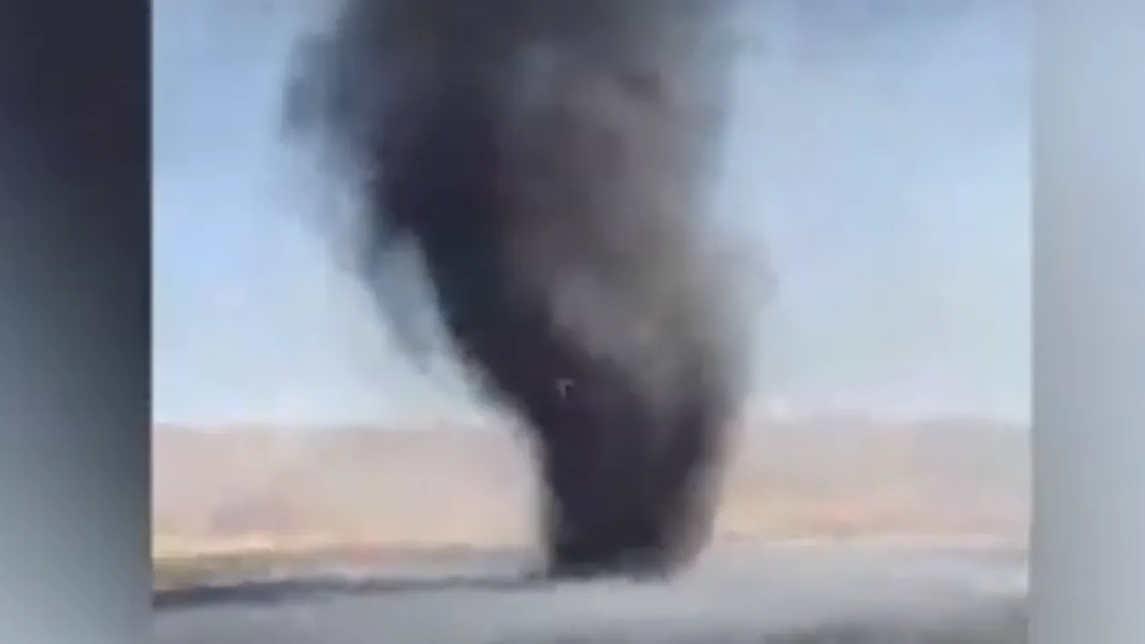 Tornadă uriașă la Vaslui! S-a întâmplat exact când pompierii... VIDEO