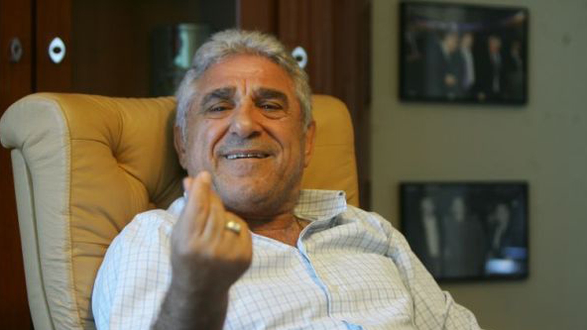 Giovani-mafiotu’ s-a transformat in domnul profesor Ioan Becali! Ce face fostul actionar al lui Dinamo dupa gratii!