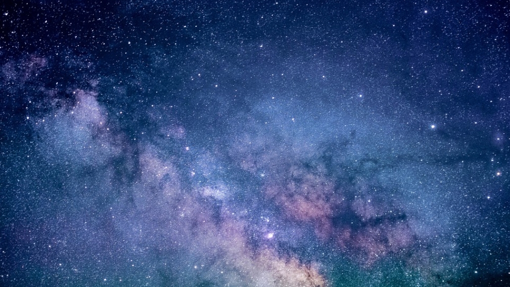 Telescopul Webb a surprins un moment unic petrecut în Univers! Două galaxii spiralate s-au ciocnit, iar lumina emanată are o putere de un trilion de sori