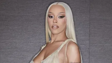 Cea mai „păcătoasă” apariție în prag de Paște! Cum s-a lăsat „atinsă” de aparatul foto Doja Cat