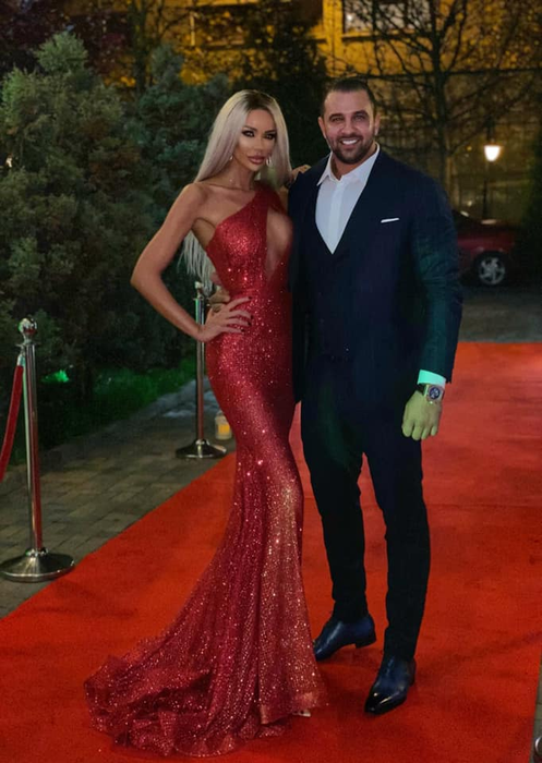 Bianca Drăgușanu a semnat un contract cu un post de televiziune: “Facem o telenovelă despre viața reală a mea. O să vă povestesc detalii picante” | FOTO