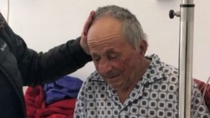 Bătrânul din Brașov, bătut de doi tineri, acuzat că minte! Ce spune un fost angajator: „Mi-e milă de cei care au dat bani pentru el!”