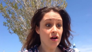 Reactia UNICA a acestei femei cand a auzit intrebarea: "Lisa May, vrei sa te casatoresti cu mine?" VIDEO