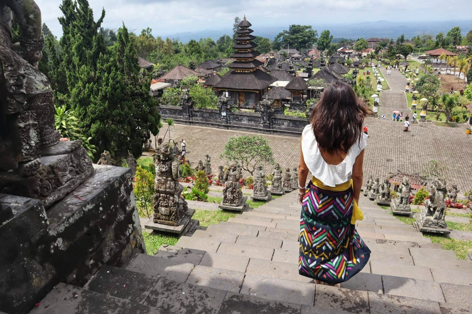 Vedere catre vulcanul Agung din Bali