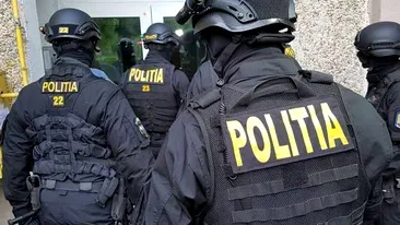 Rădoi spune că polițiștii din Caracal sprijină clanurile și le anunță înainte de descinderi