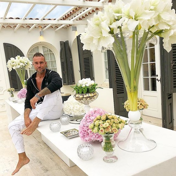 Philipp Plein a făcut o obsesie pentru ”blonda supremă” a showbiz-ului românesc