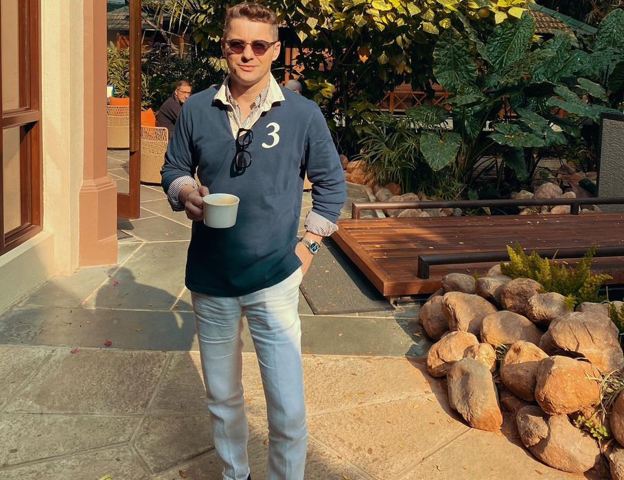Adrian Sînă, în război cu dubaiezii: “F#$k fly Dubai!”