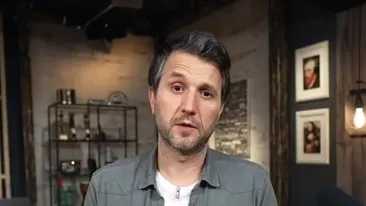 Ce studii are, de fapt, Andi Moisescu. Nu are nicio legătură cu televiziunea